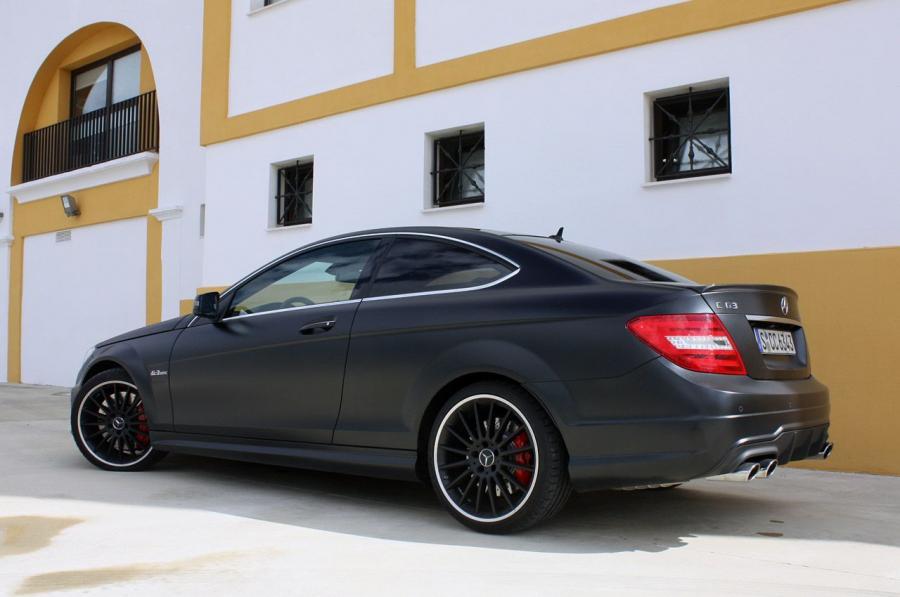  Mercedes-Benz C63 AMG Coupe 2012 года  (фото 31 из 113)